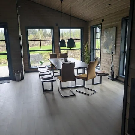 2 Surrounded By Beautiful Nature Chalet *
